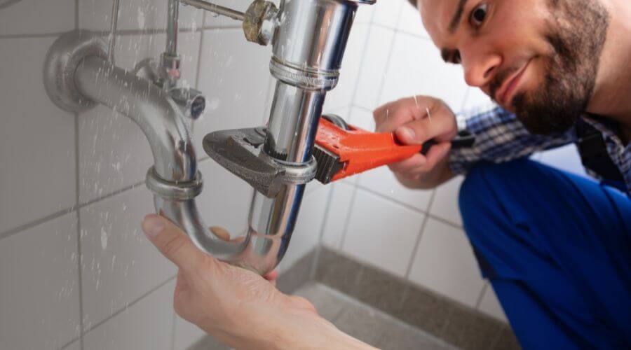 Expert burst pipe repair services in Jefferson Valley, NY